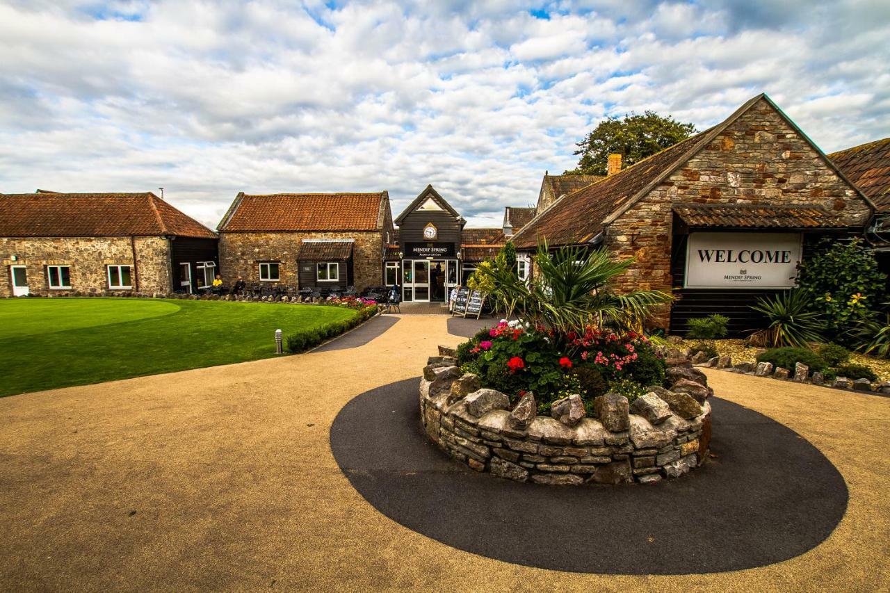 Mendip Spring Golf And Country Club Guest House Churchill  Exterior photo